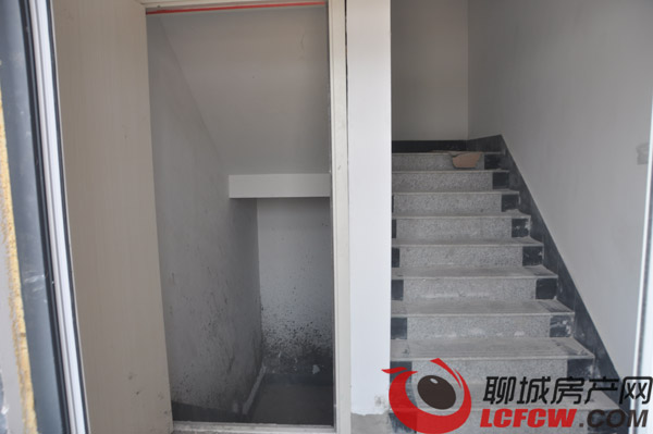 2#楼楼梯间