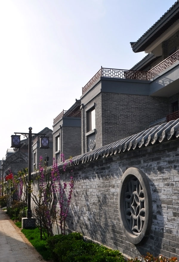 聊城古城西南光岳府春日美景 中式大宅惊艳四座